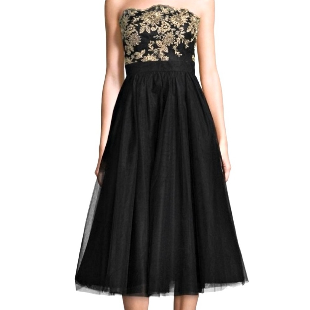 NWT- Nicole Miller Black Strapless Tulle Dress with Gold Embroidery (Size 6)